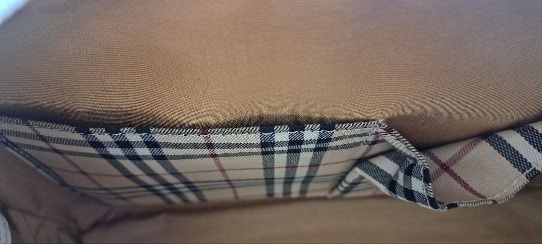 【mｍczo】BURBERRY(バーバリー) ハンドバッグ 白