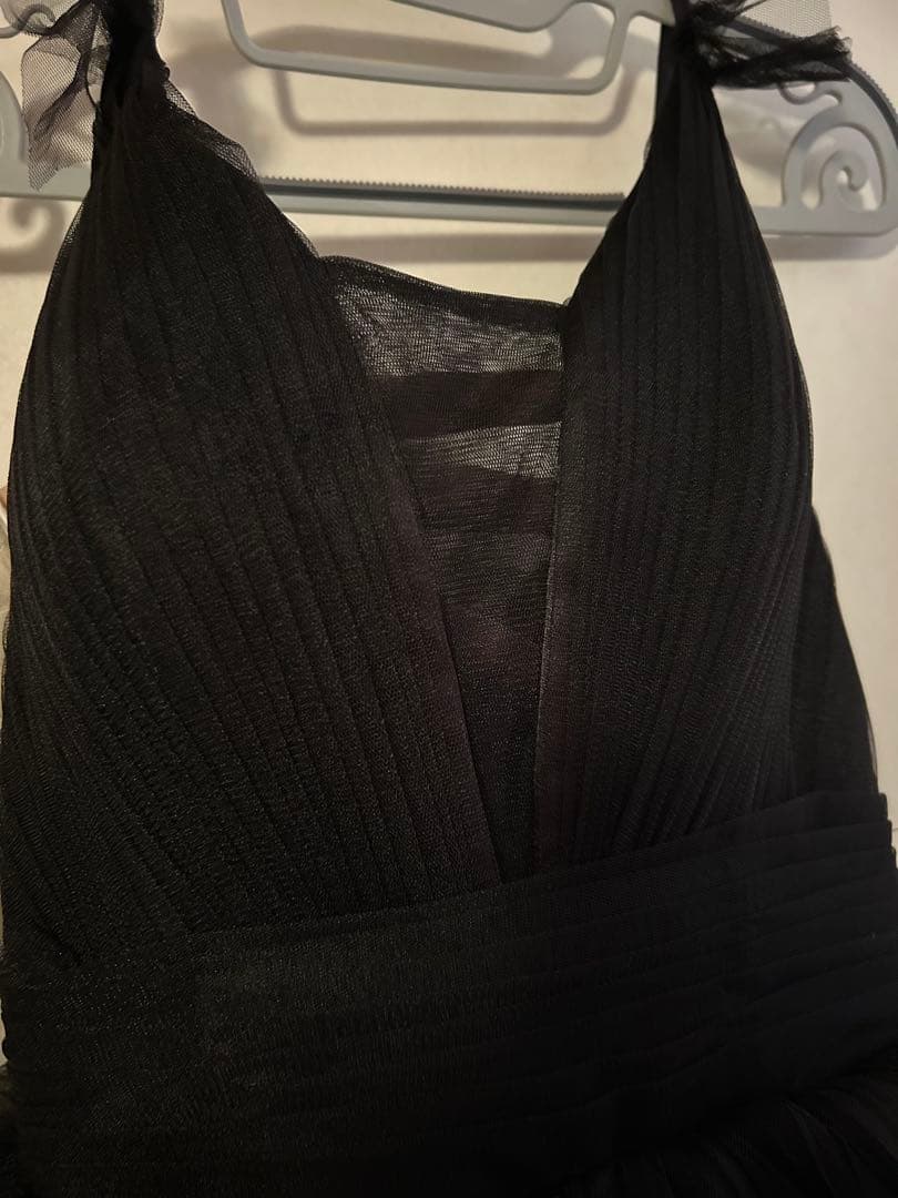 【美品】ディープV ブラックウェディングドレス