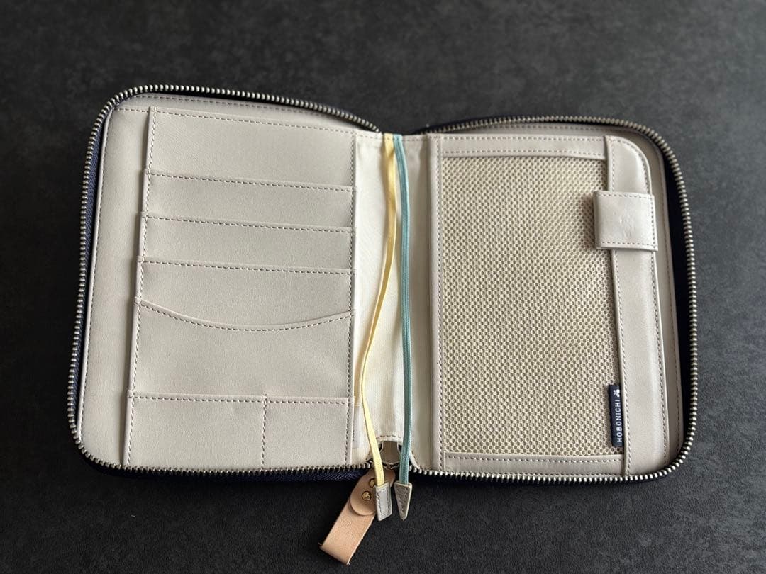 ミナペルホネン 手帳ケース