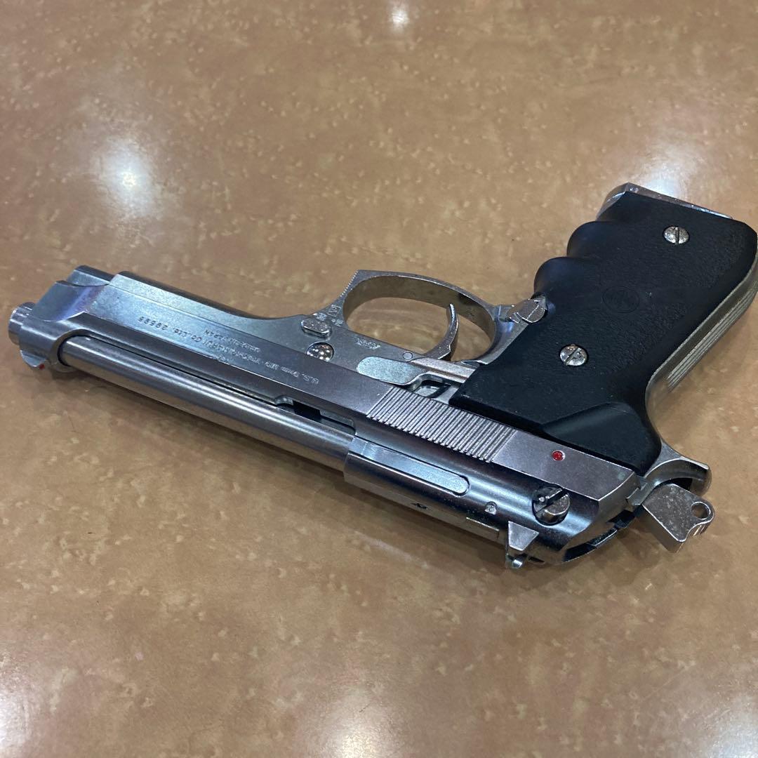 東京マルイ　ベレッタM92F クローム　ステンレス マガジン付