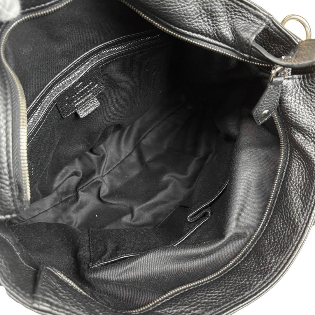 【A4対応/美品】ヴィヴィアンウエストウッド 2wayビジネスバッグ レザー 黒