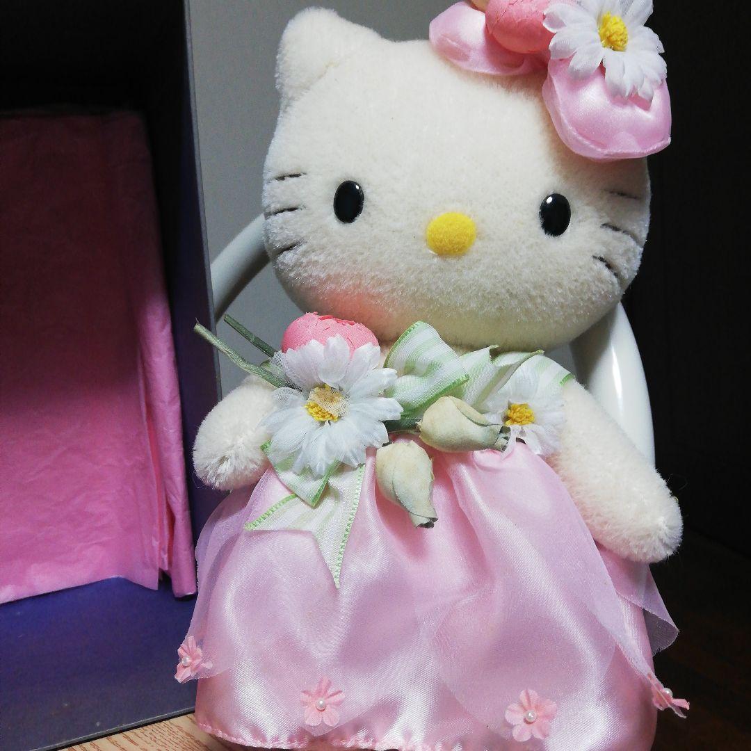 サンリオ☆ハローキティぬいぐるみ