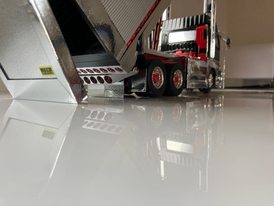 スーパーグレート、デコトラダンプ、1/32スケール完成品