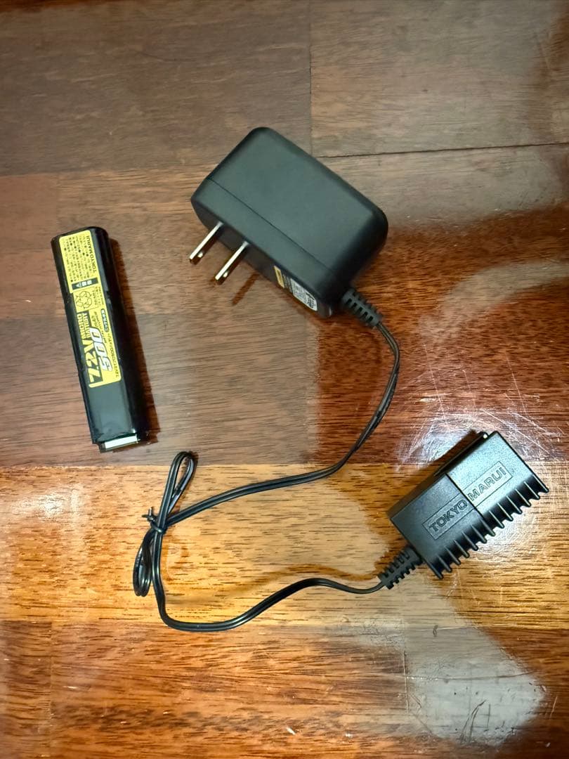 東京マルイ 「M93R」電動ガン バッテリー・充電器付き