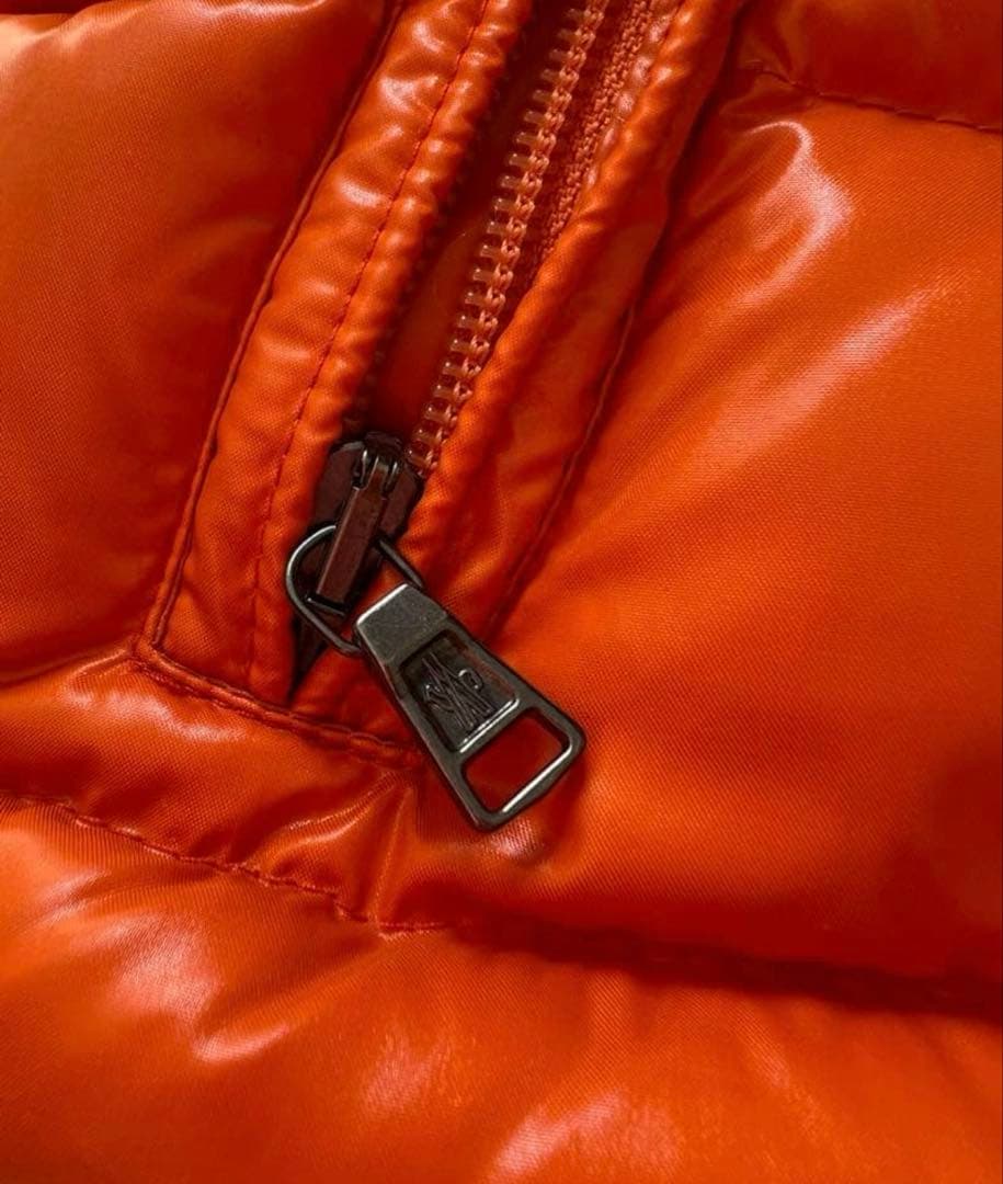 モンクレール　キッズ　ダウンベスト