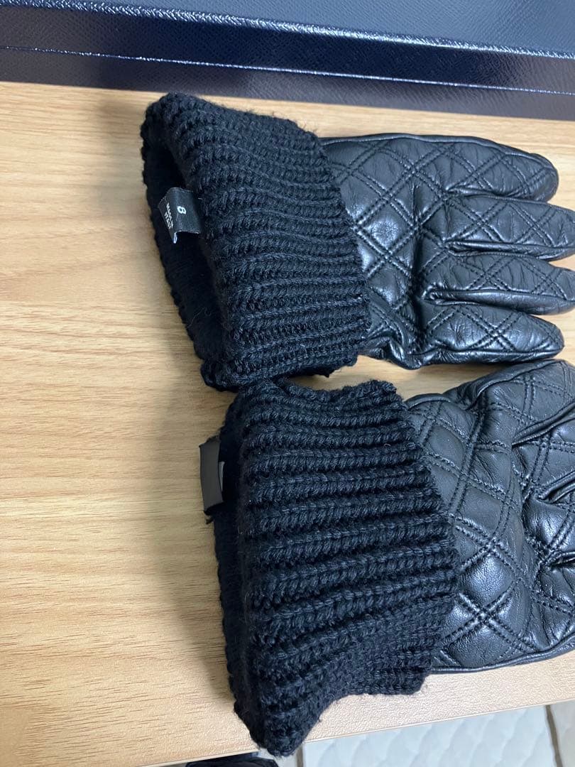 yuk様専用 PRADA ラムレザーキルティング手袋 カシミヤ 本革 - メルカリ