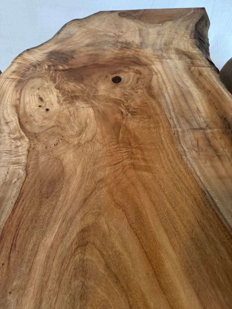 楠一枚板ダイニング 1500mm｜優しい香りと曲線美が魅力の無垢天板