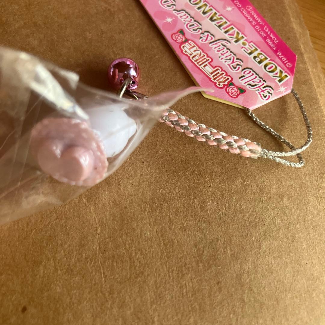 即購入可　神戸限定 北野　ハローキティ ストラップ