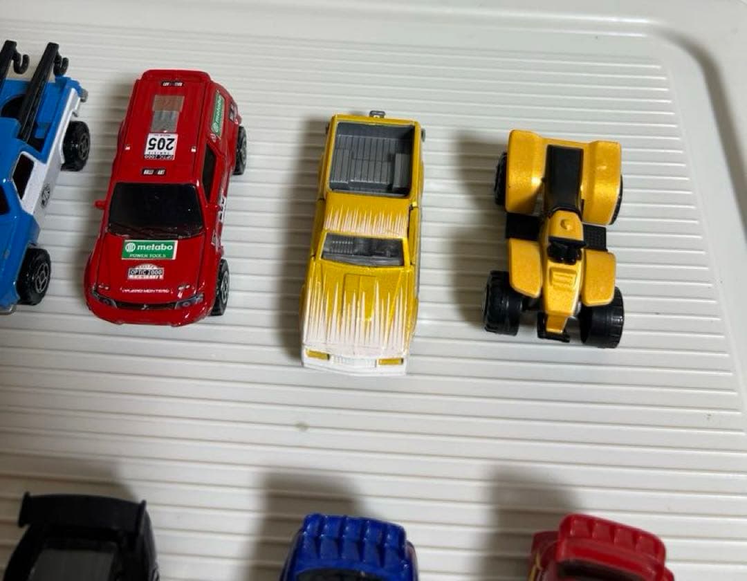 マジョレットミニカーのセット