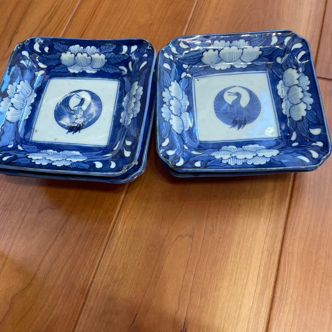 初期伊万里 四角 角取り 山水画 小皿 伊万里焼 染付 角皿 線書き山水画