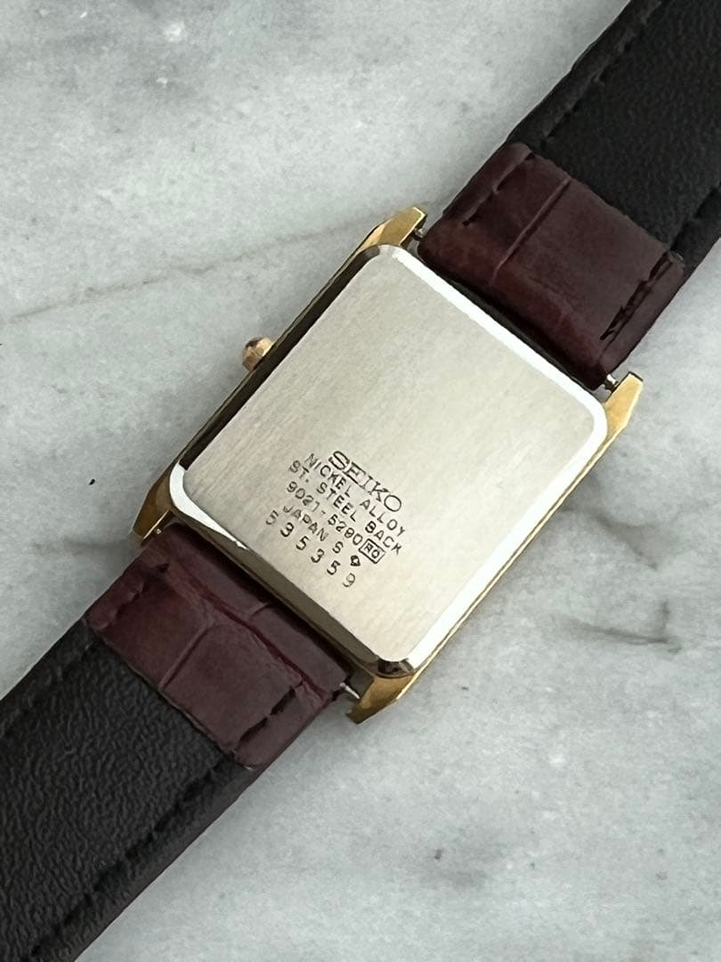 【電池交換済み】SEIKO セイコー　スクエア　シャリオ　ゴールド　ニッケル