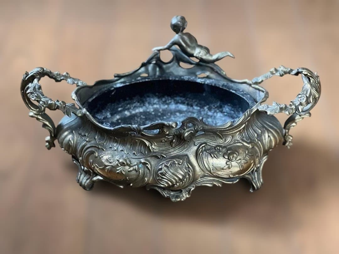 フランス アンティーク装飾ボウル 花器真鍮製 天使付き G33 フランス アンティーク オルモル装飾のインク壺 エンジェル