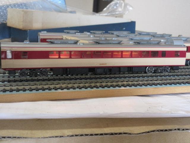 キハ82系 4両セット HOゲージ (金属製 / カツミ製）