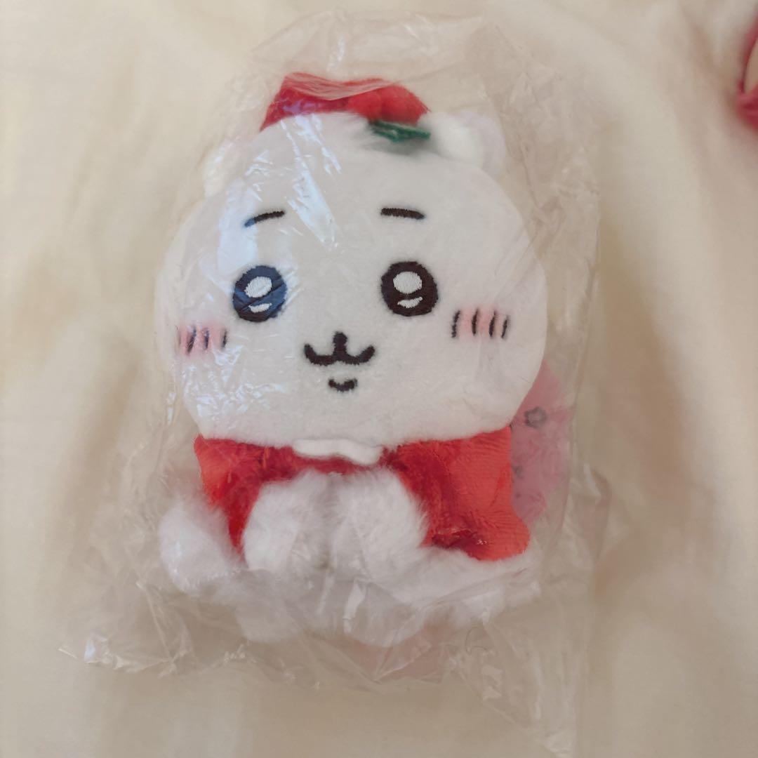 タグ付き新品】ちいかわ サンタさんだ！持ちますマスコット - メルカリ