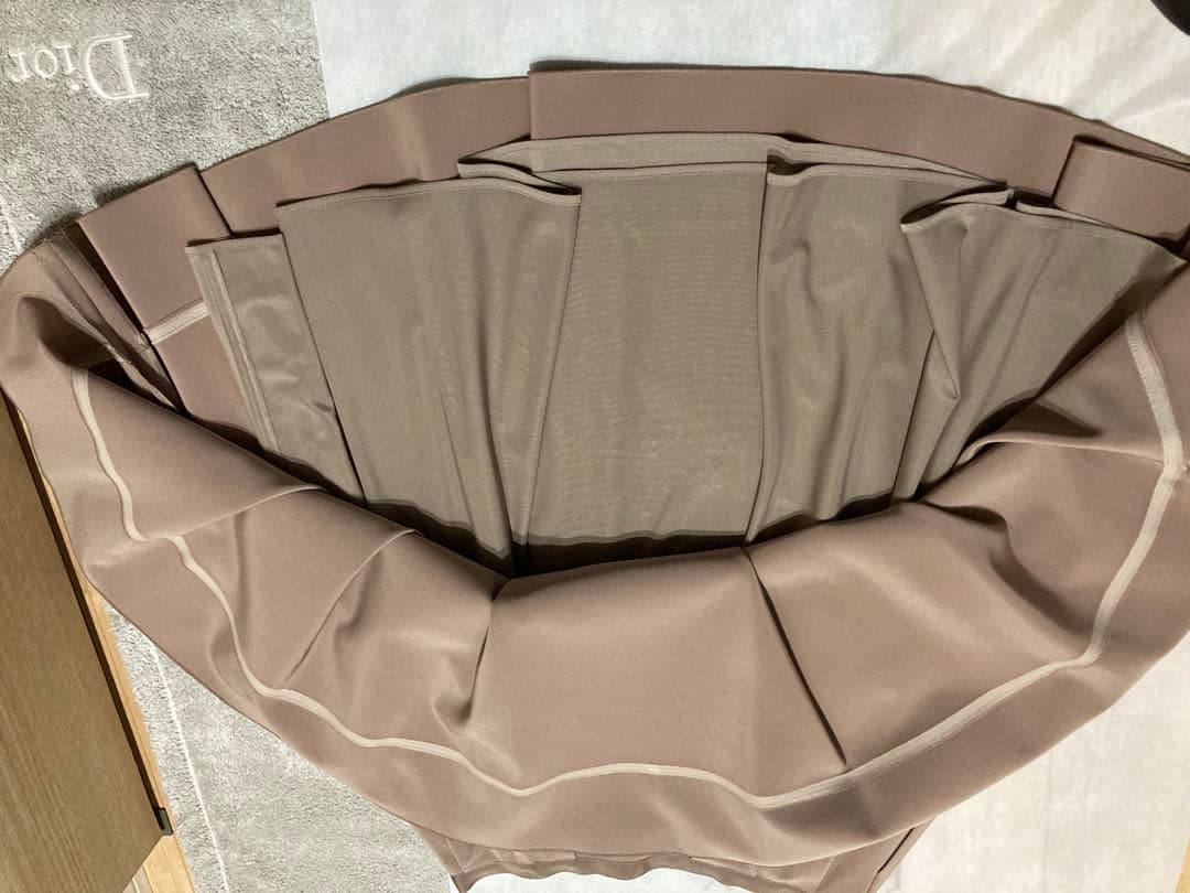 フォクシースカート　モカ　４０サイズ　新品未使用品　４１０１３