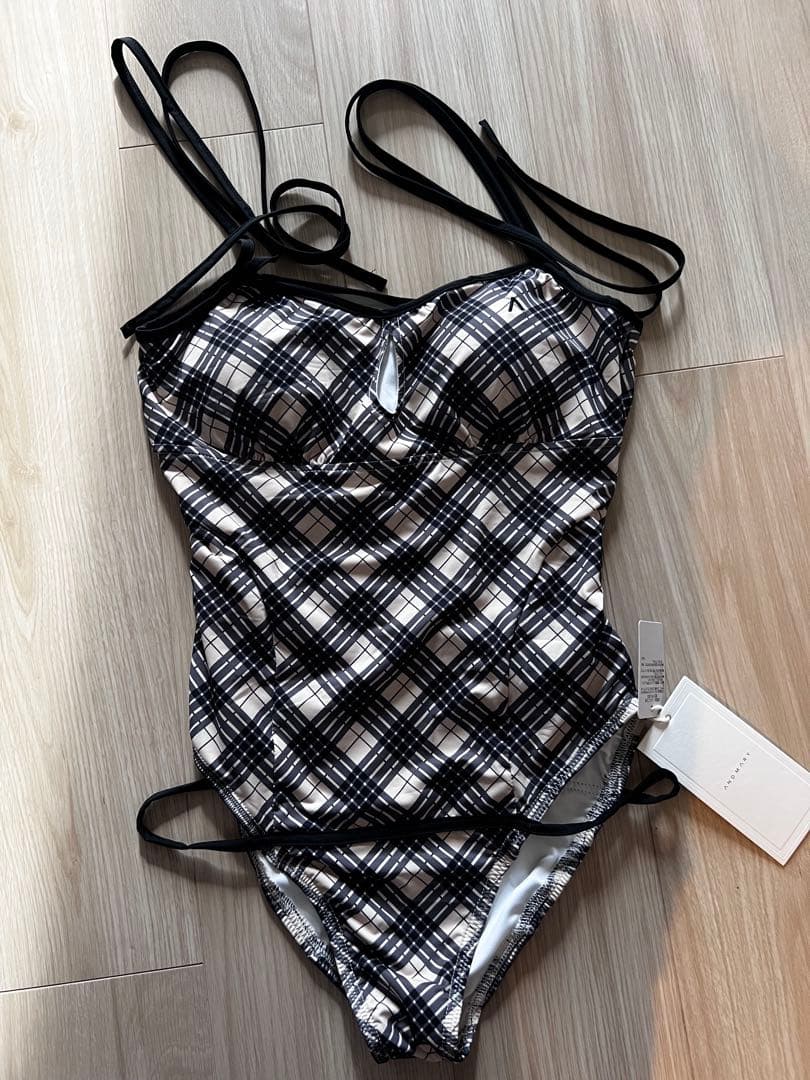 新品未使用❣️】Nadia check swimsuit♡andmary