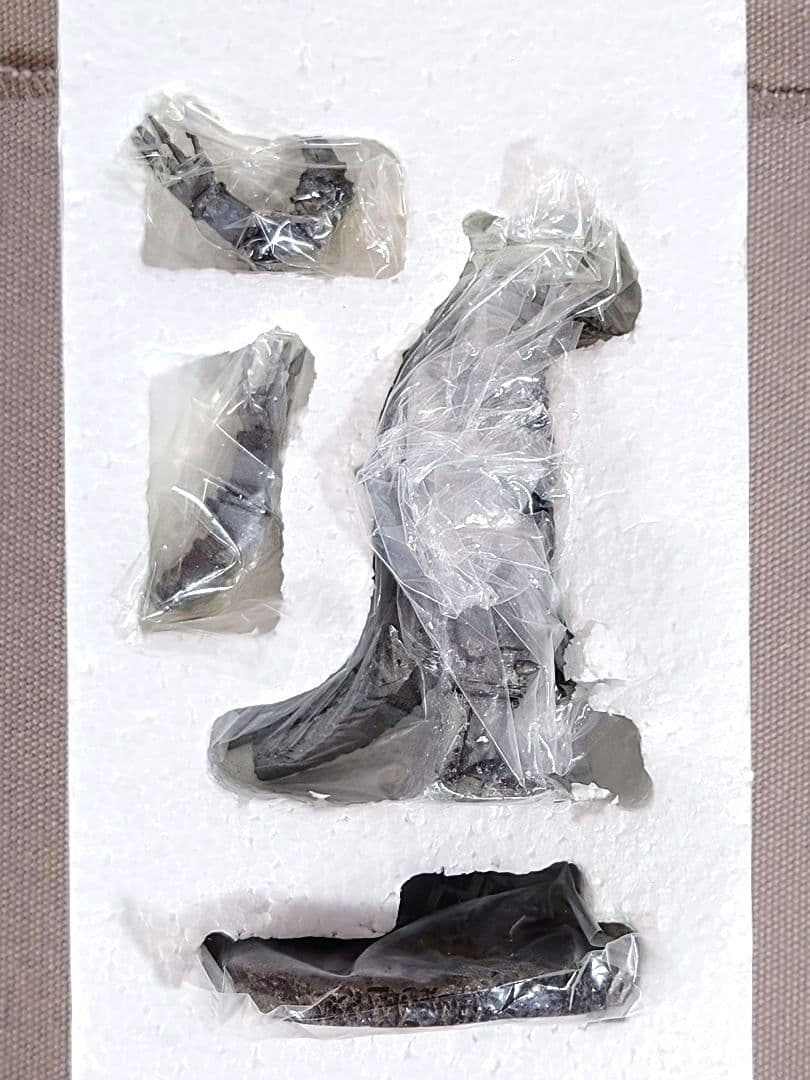 ゴジラ特撮大百科 DELUXE　メカゴジラ　錫合金 / レジン製　イワクラ