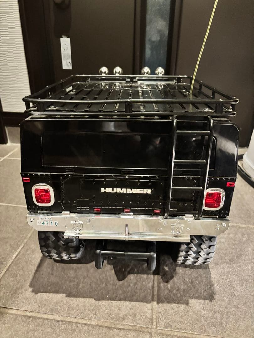 ハマー Hummer H2特大ラジコン 1/6スケール 70cm