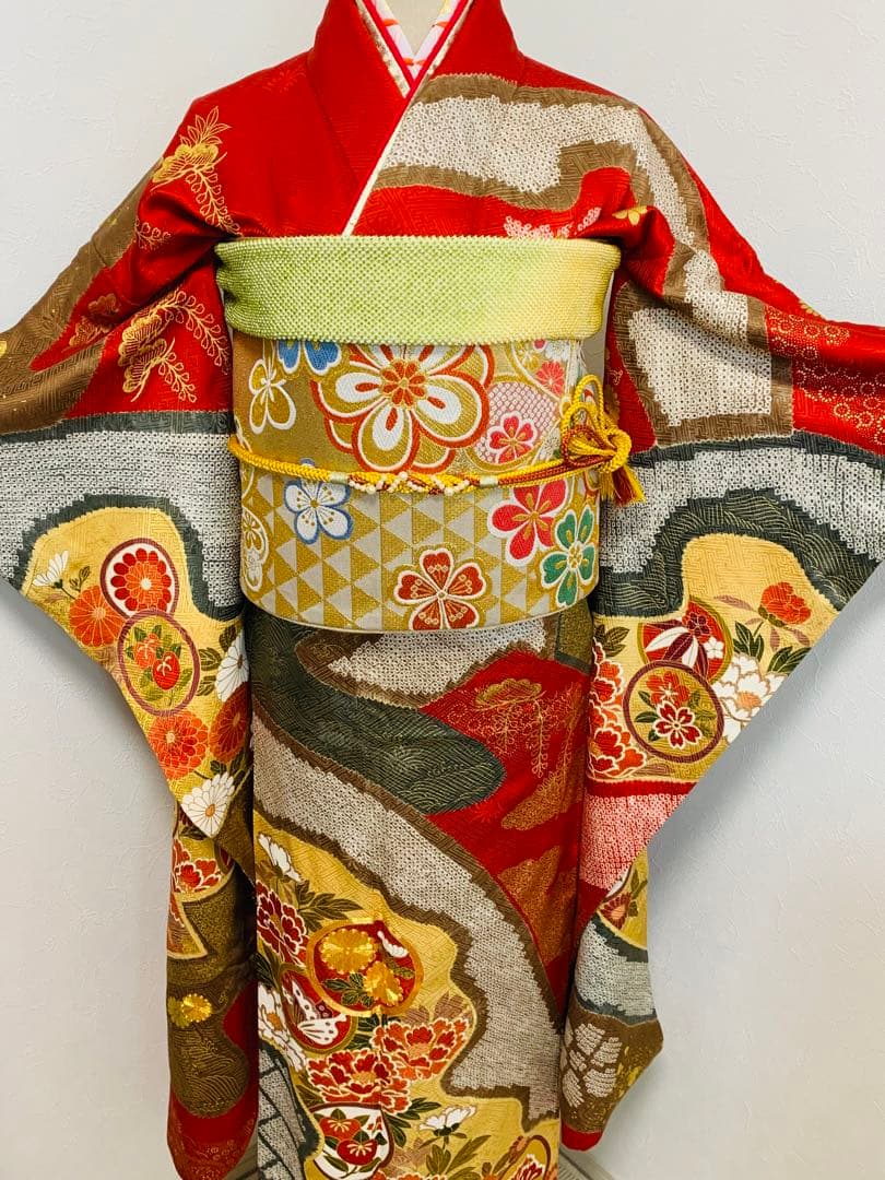 振袖フルセット 駒刺繍 絞り 花蝶丸文 金彩 ますいわ屋扱い 店舗の