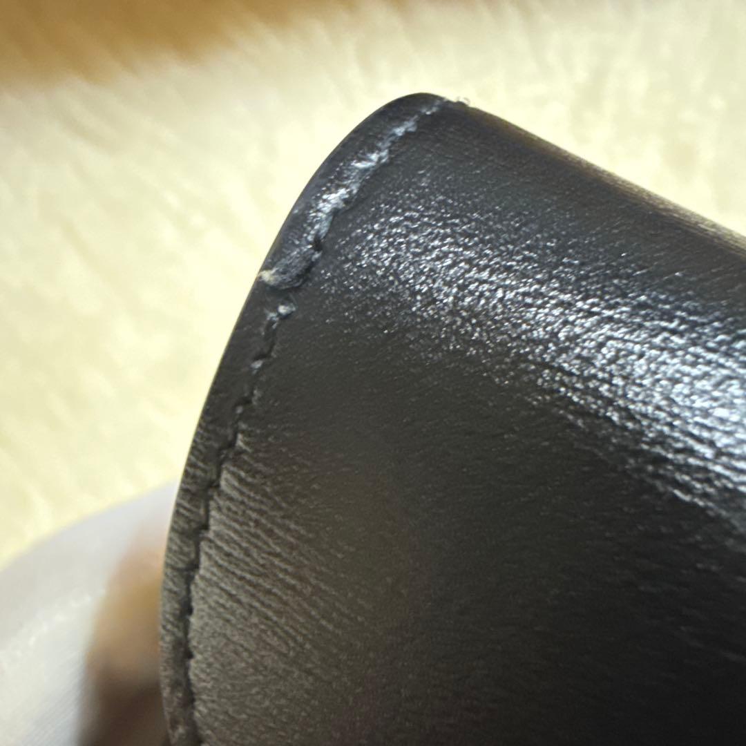 セリーヌ三つ折り財布