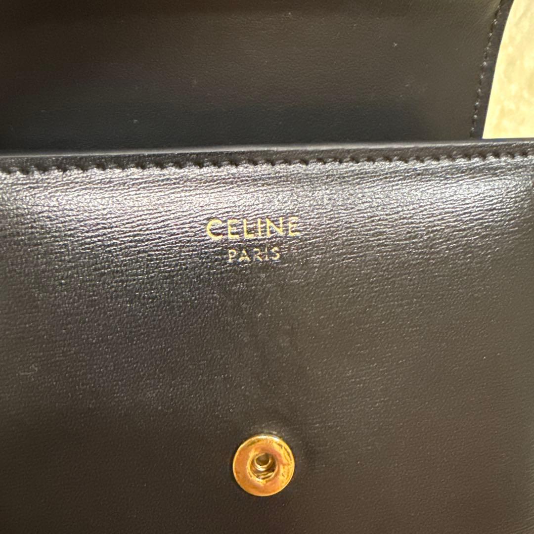 セリーヌ三つ折り財布