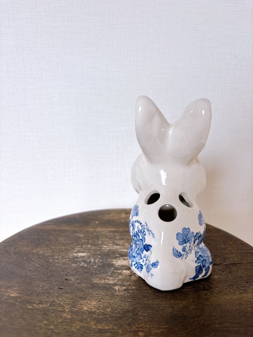 イギリスヴィンテージ CrownDevon バスケットに花 うさぎ歯ブラシたて