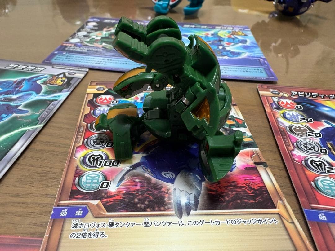 爆丸 サンズデッキ 滅ホロヴォス、硬タンクァー、堅パンツァー カード