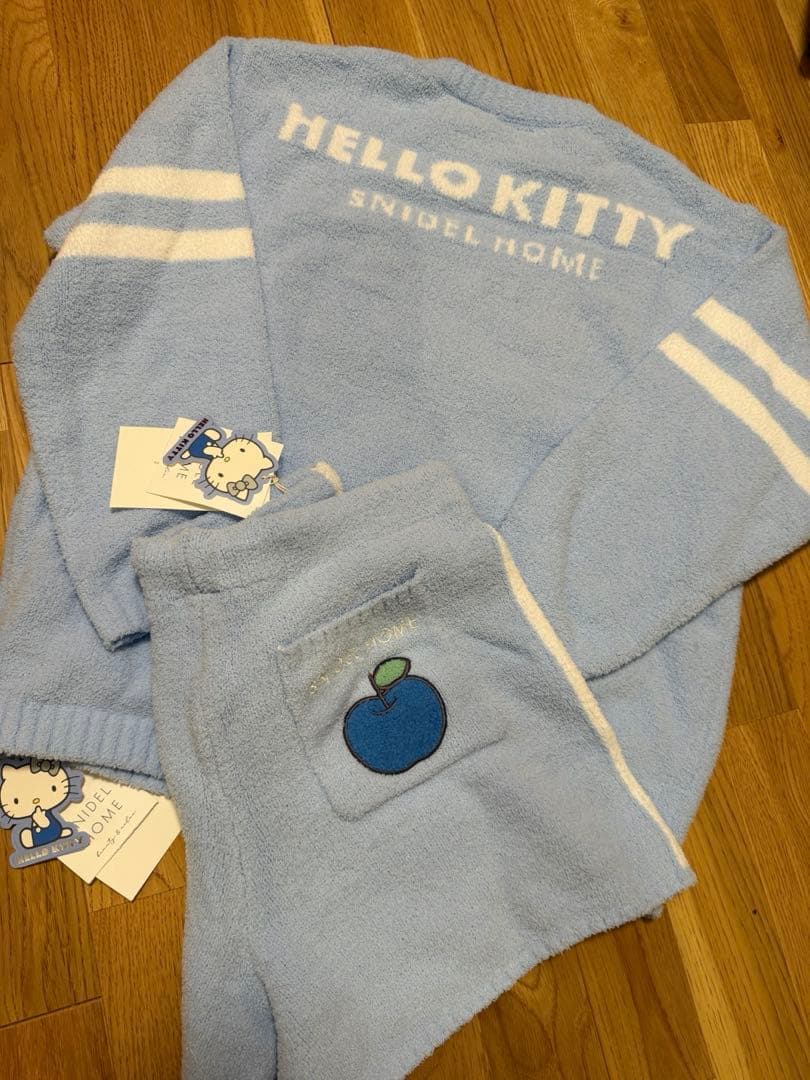 タグ付 HELLO KITTY ルームウェア上下 SNIDEL 