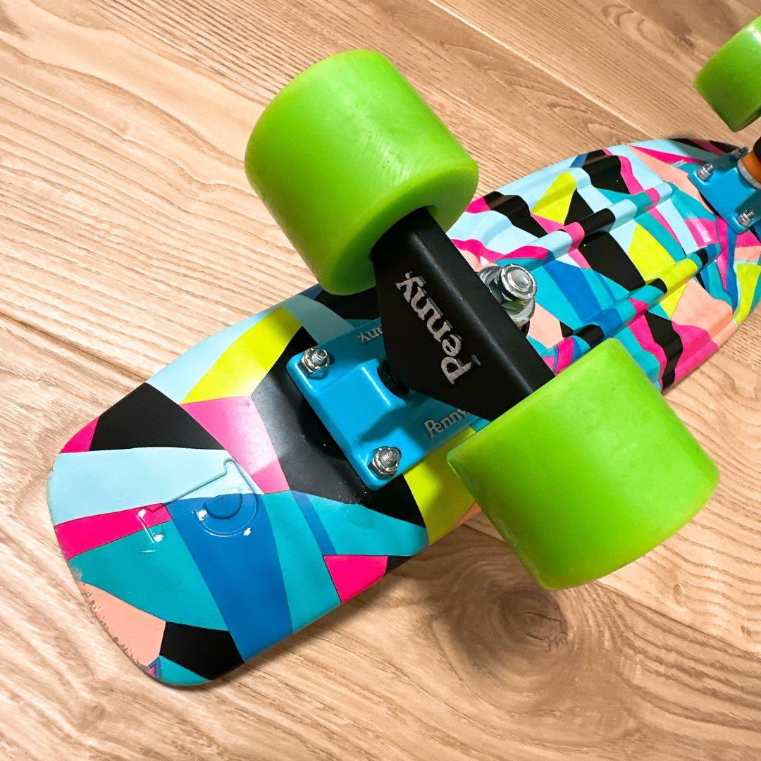 ペニー　penny スケートボード　カラフルデザイン　22インチ