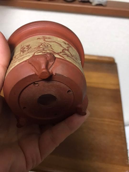 盆栽鉢　時代ミニ盆栽鉢常滑名工泥珠3つ足釘彫山水画朱泥ミニ盆栽鉢