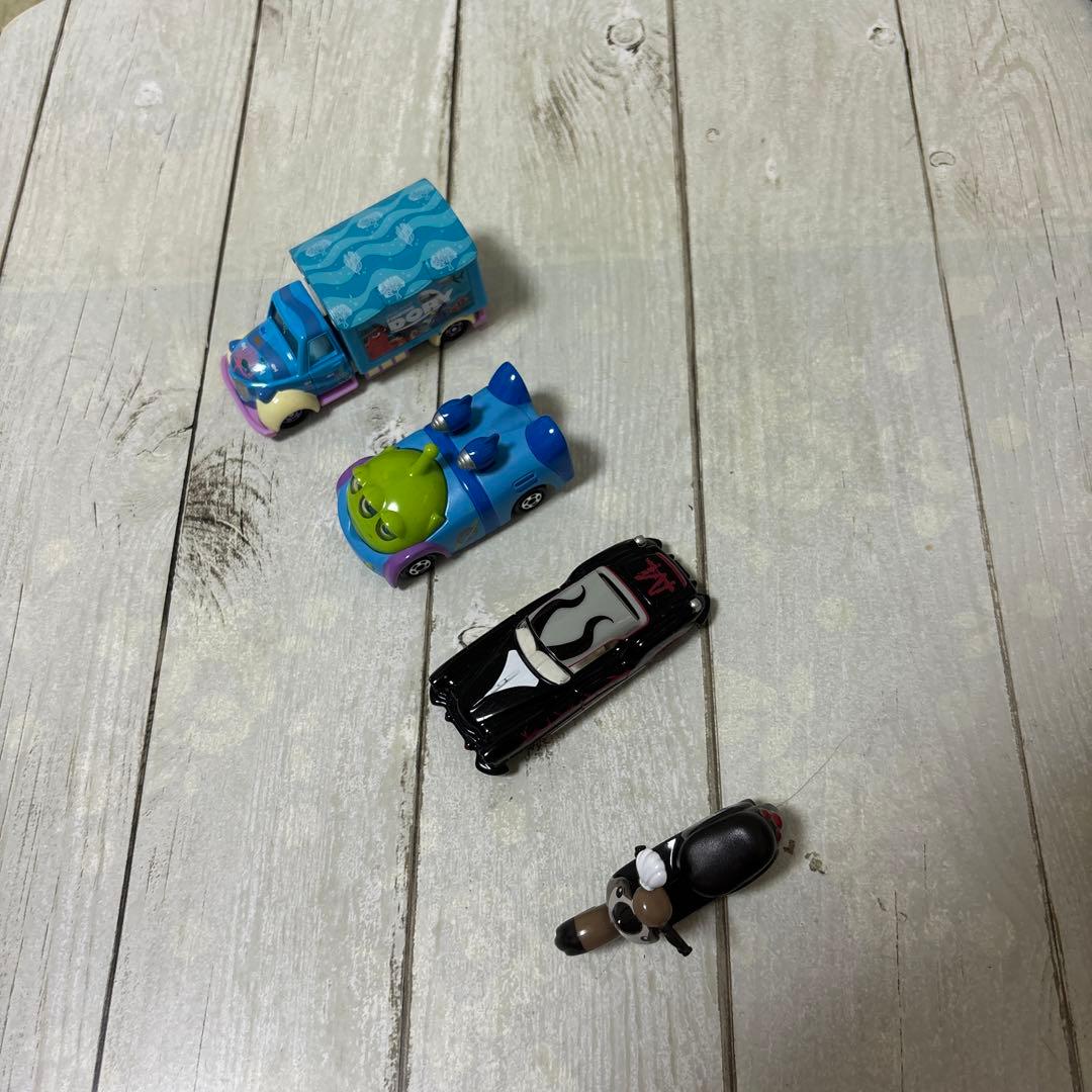 ディズニー ミニカー 4台セット　トミカ　バラ売り場【可】