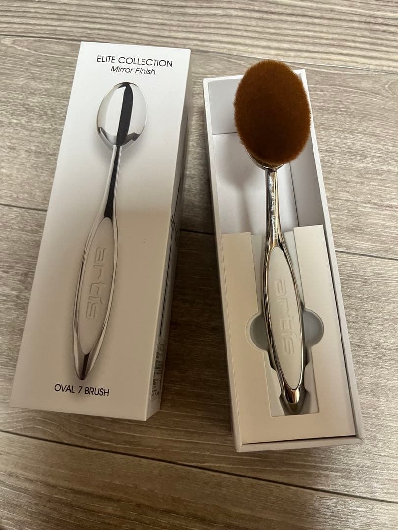 Artis メイクアップブラシ オーバル7