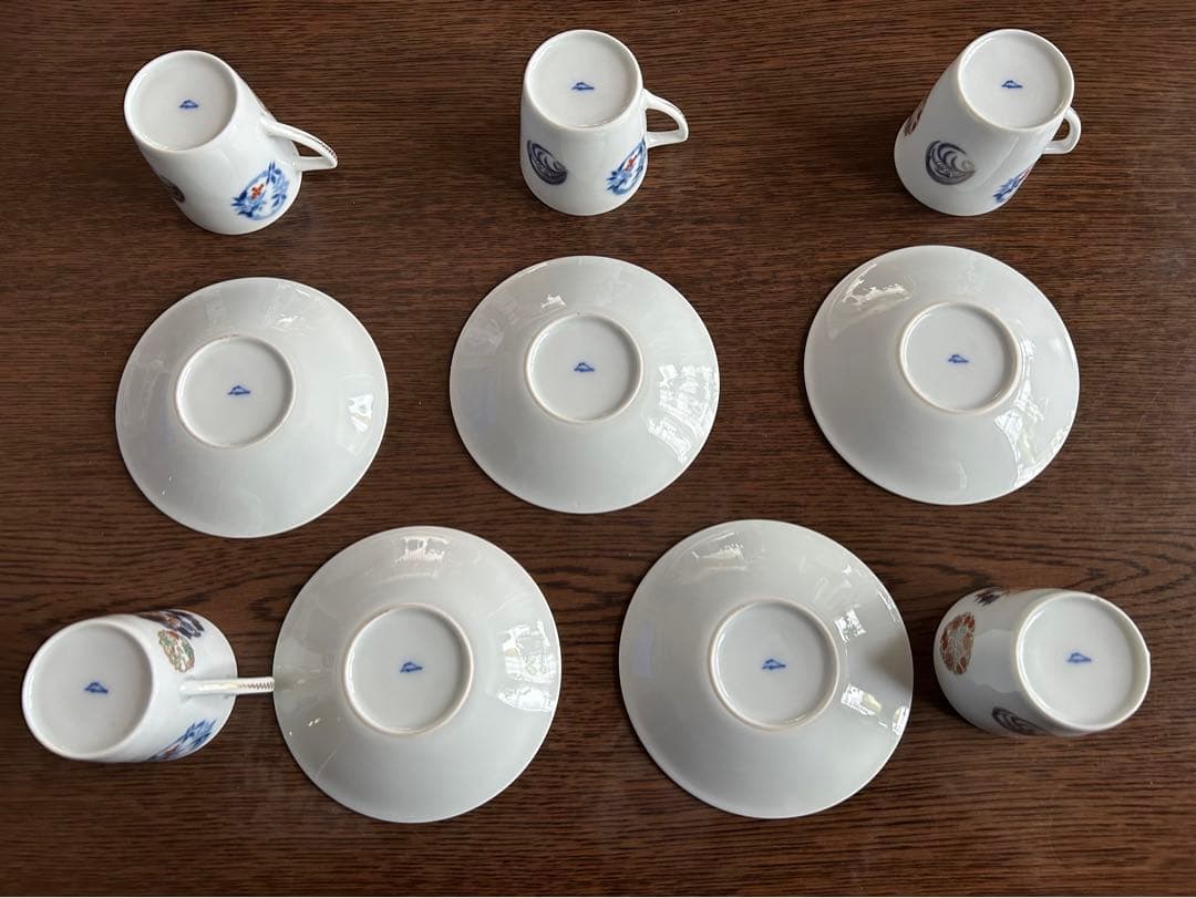 お値下げしました ビンテージ、オールド深川製磁、金彩染錦花丸紋 コーヒー