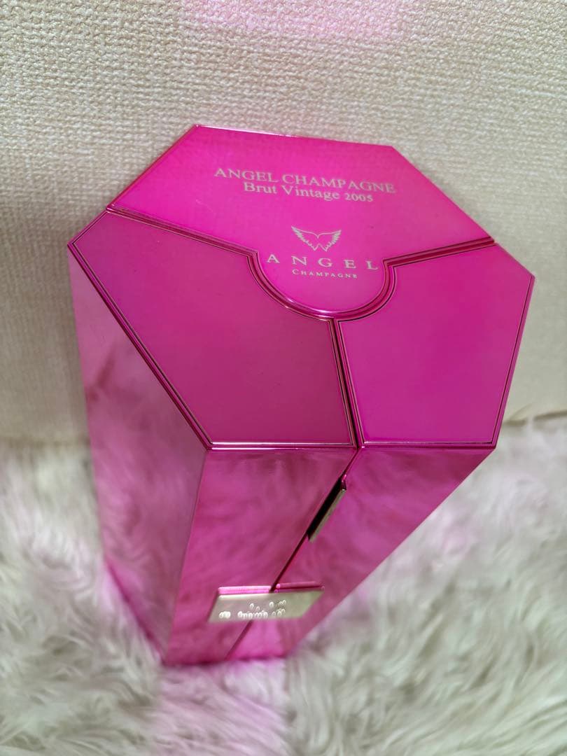 今限定価格】エンジェル シャンパン ヴィンテージ 2005ピンクケース入り