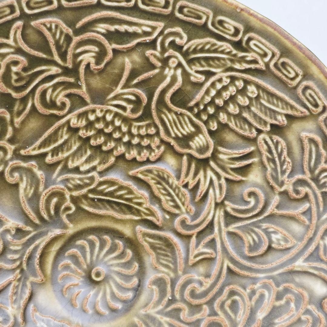 舶来品 中国古磁 越窯青磁 陽刻 絡枝花卉 鳳凰紋 茶碗 茶道具