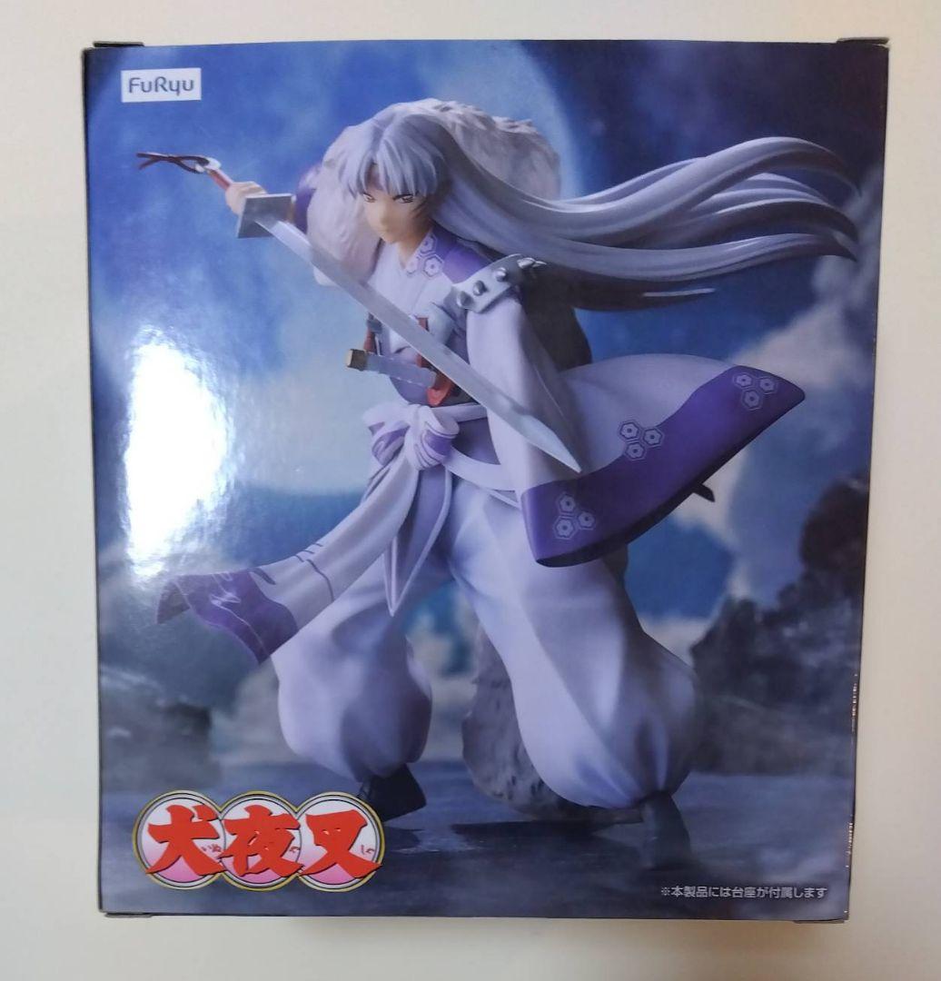 犬夜叉　殺生丸　りん　バッジ　アクリルスタンド　アクリルキーホルダー　缶バッジ