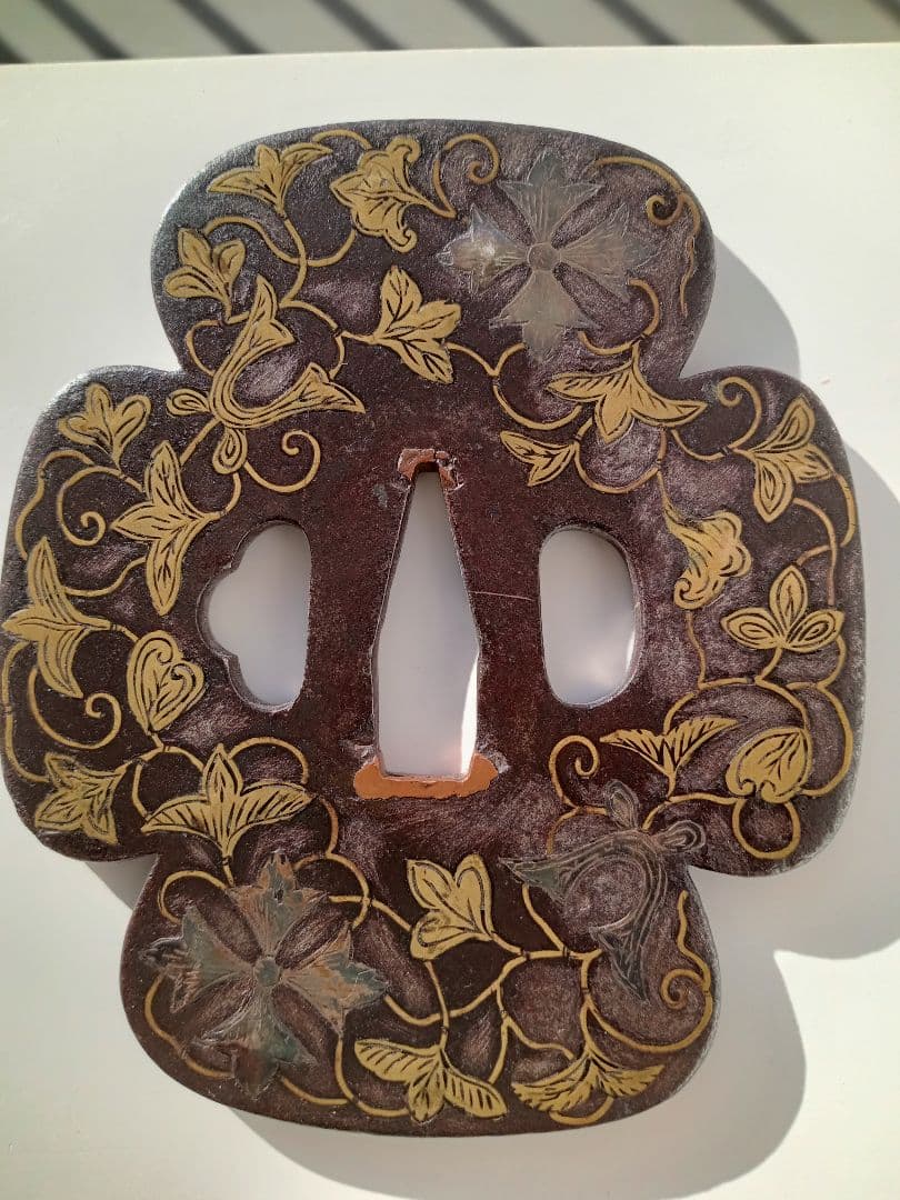 平安城鍔（キリシタン鐔）　桃山時代