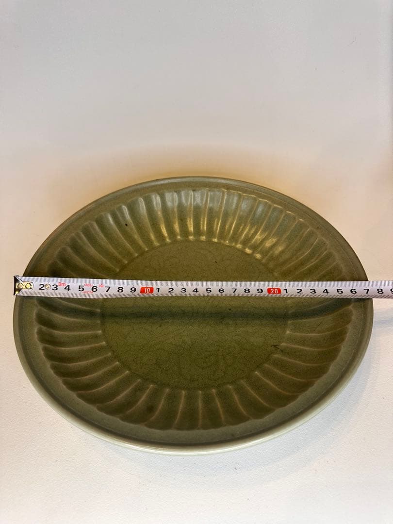 明代　龍泉窯　青磁盤