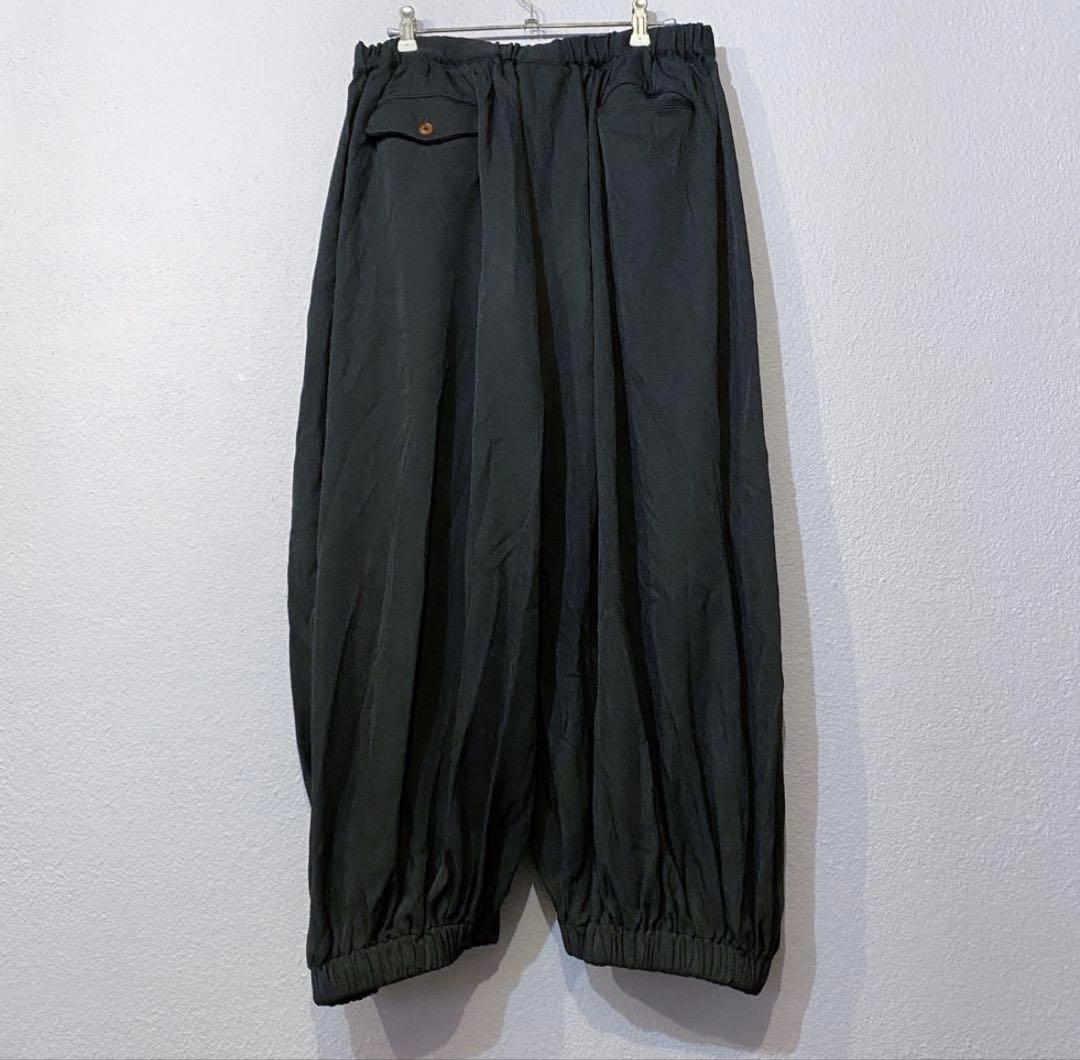 ブラックコムデギャルソン ポリ縮バルーンパンツ 2025AW - メルカリ