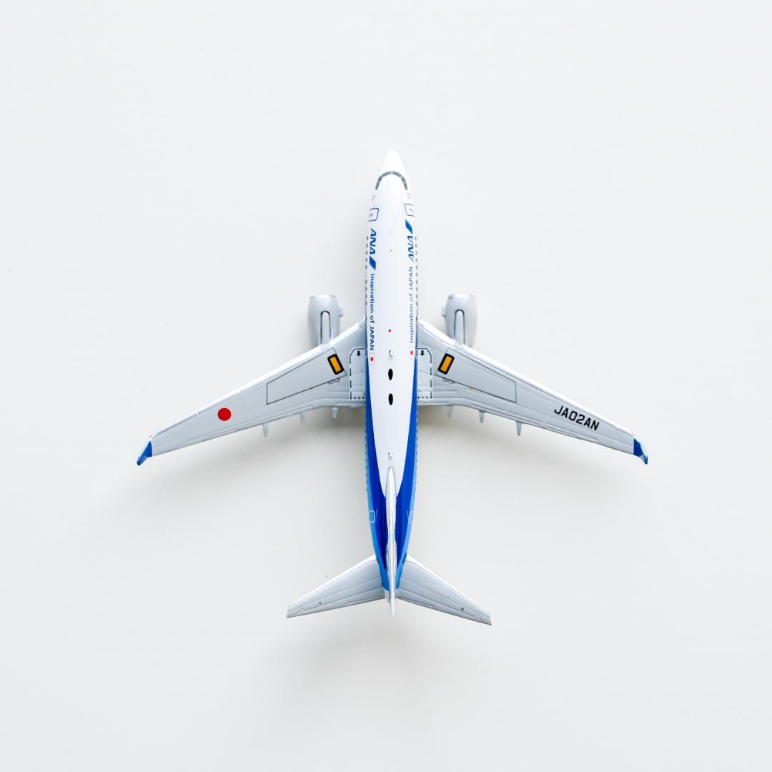 セット】ANA B737-700 + タグ キーホルダー 1/400