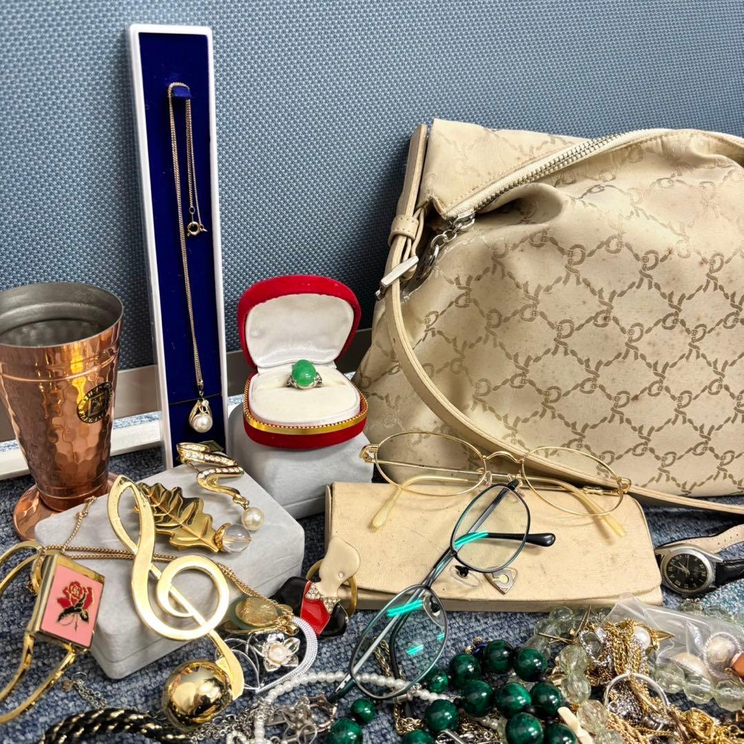 遺品整理 アクセサリー 時計 まとめ ブローチ タイピン 刻印未検品 1591