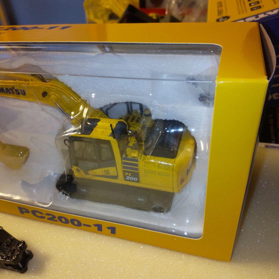 コマツ建機　PC200-11 　コマツ純正カラー小割りセット　1/50