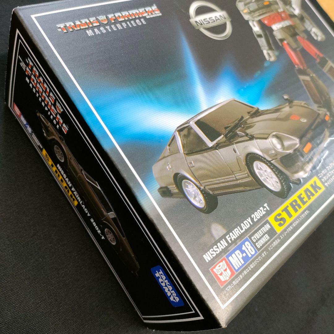 新品　トランスフォーマー　ストリーク　マスターピース　変形ロボット　フェアレディ