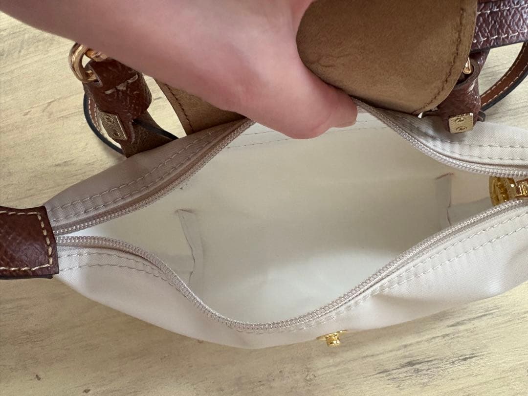 ロンシャン ル プリアージュ ハンドル付きポーチ