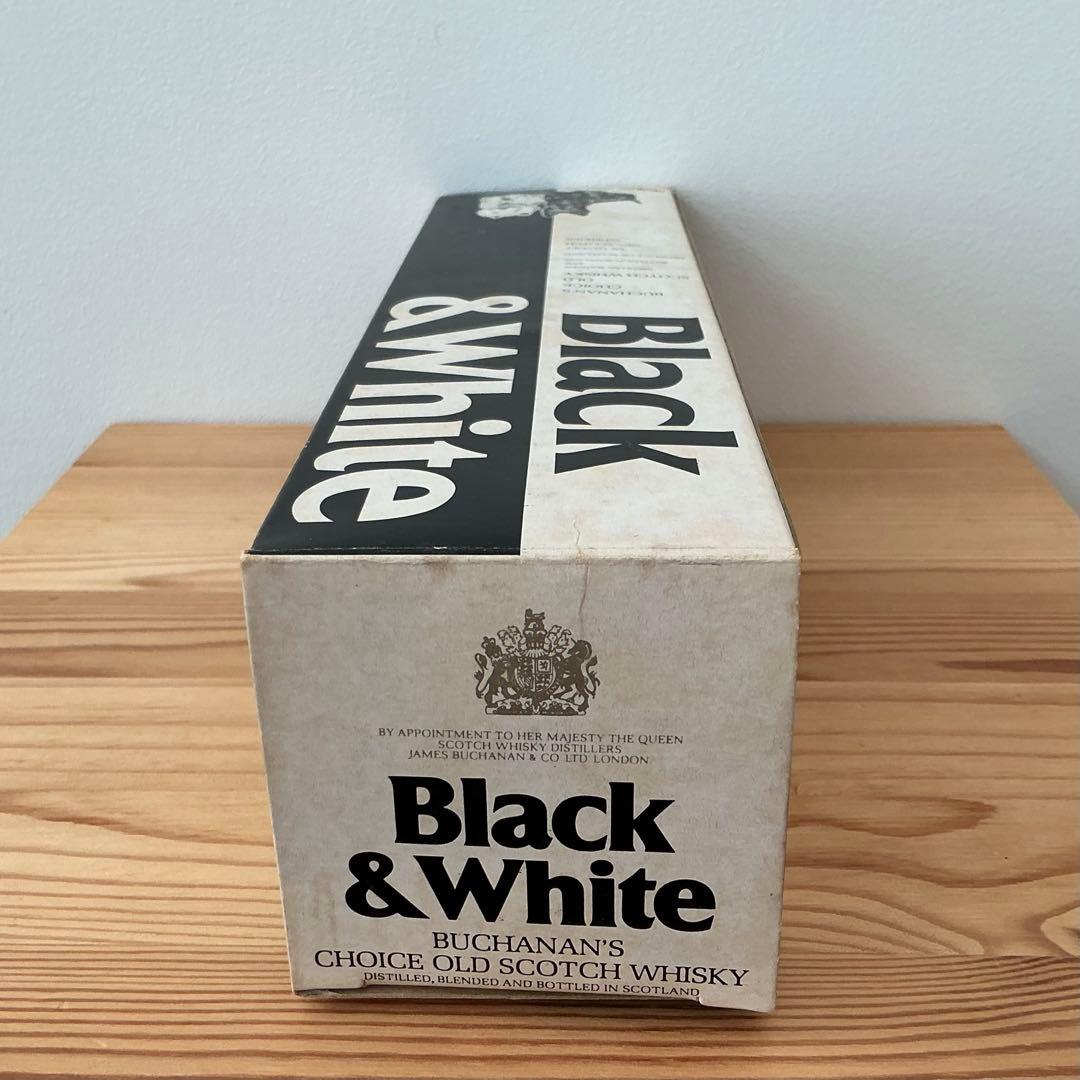 未開栓】Black&Whitスコッチウイスキー 4/5Quart 760ml