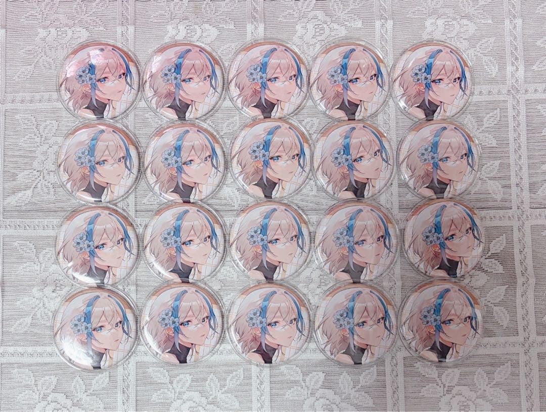 クレノア しるばーな SILVANA 缶バッジ グッズ - メルカリ