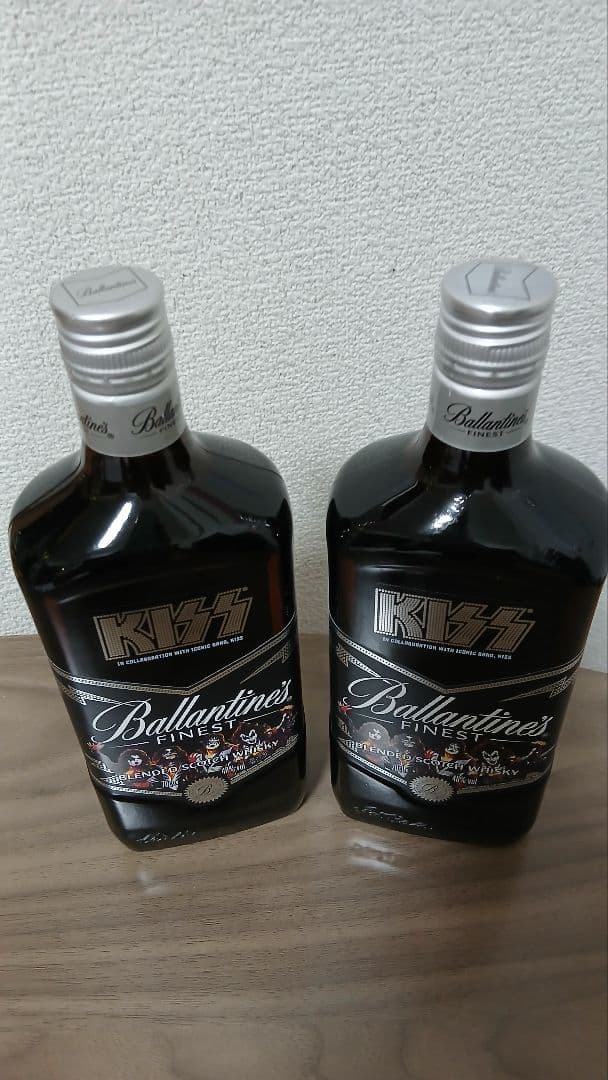 バランタインファイネスト アーティストボトルKISSコラボ 2本セット
