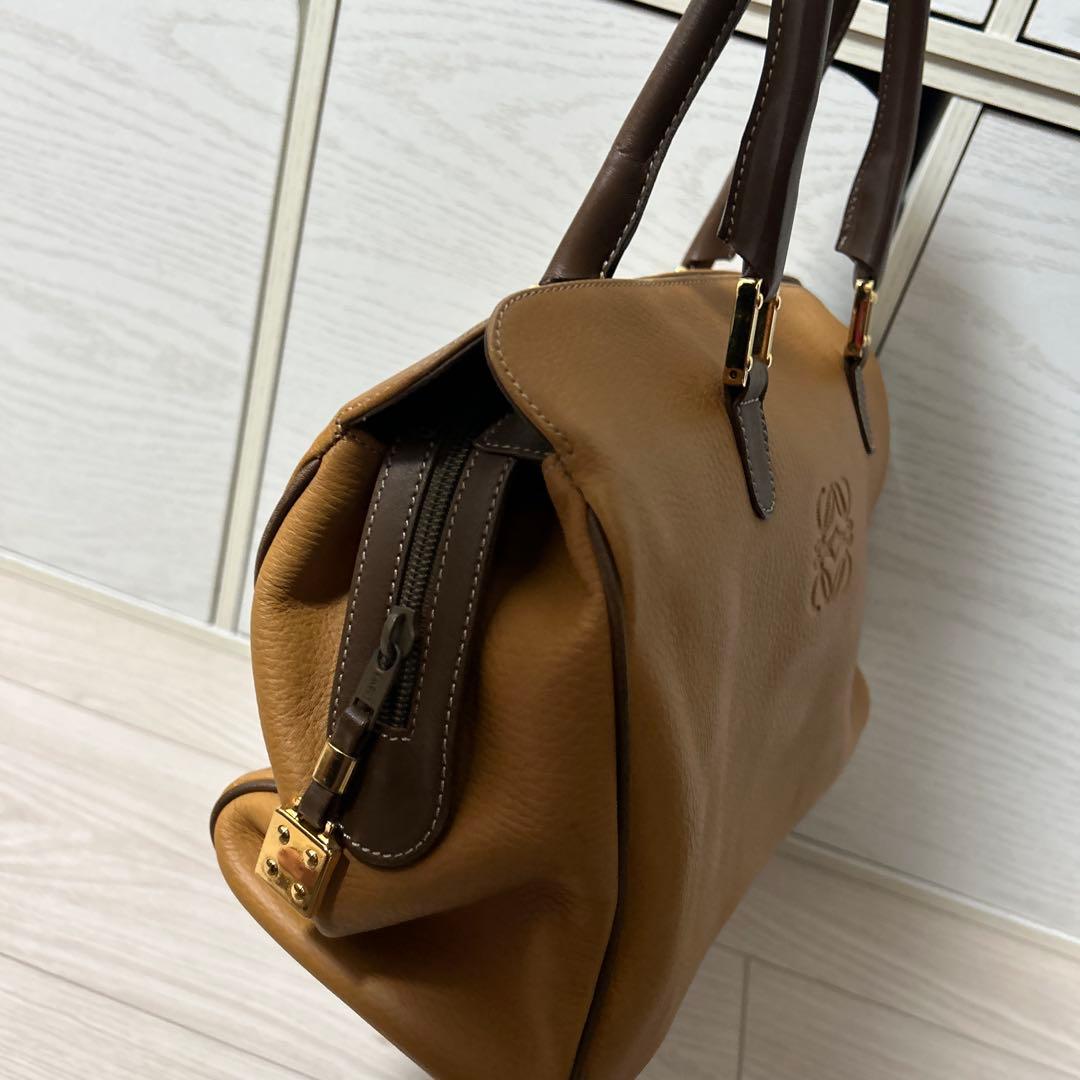 ロエベ　ハンドバッグ　アマソナ