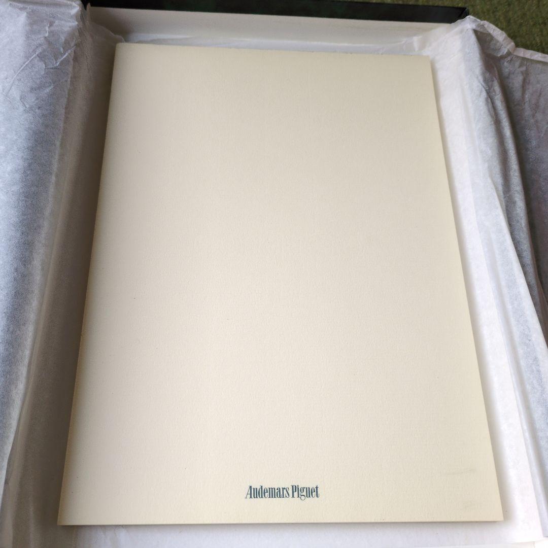 Audemars Piguet ダークグリーン のカバー付きノートセット 非売品