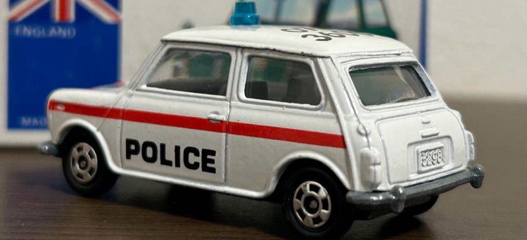 トミカ ミニクーパー ポリスカー
